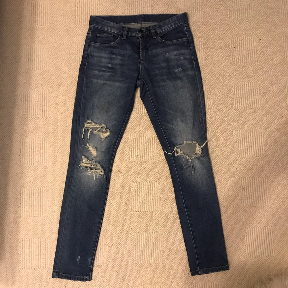 Blank NYC Dark Washed Skinny Jeans (distressed)